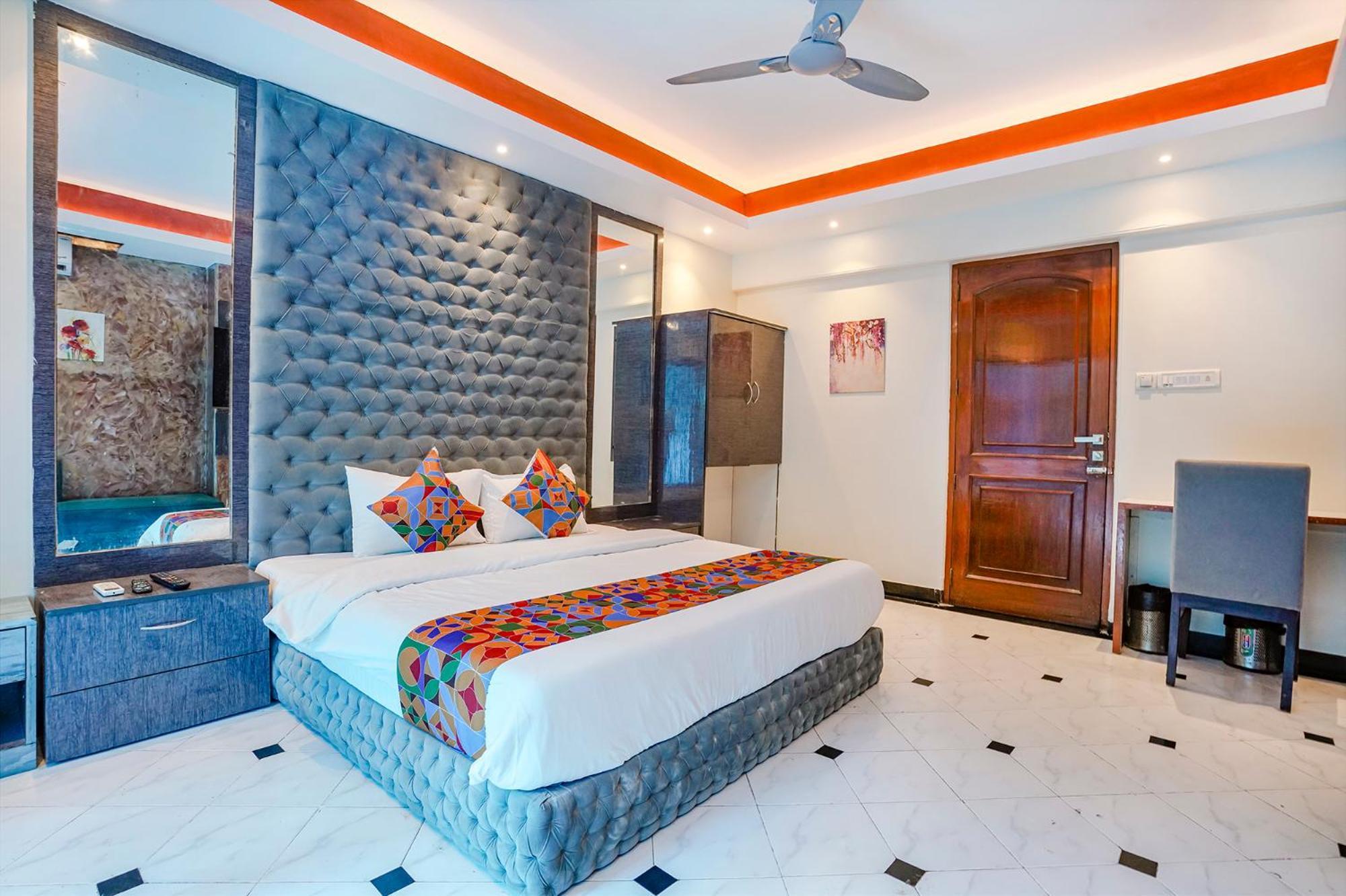 Fabhotel Twigo Inn Мумбай Екстериор снимка
