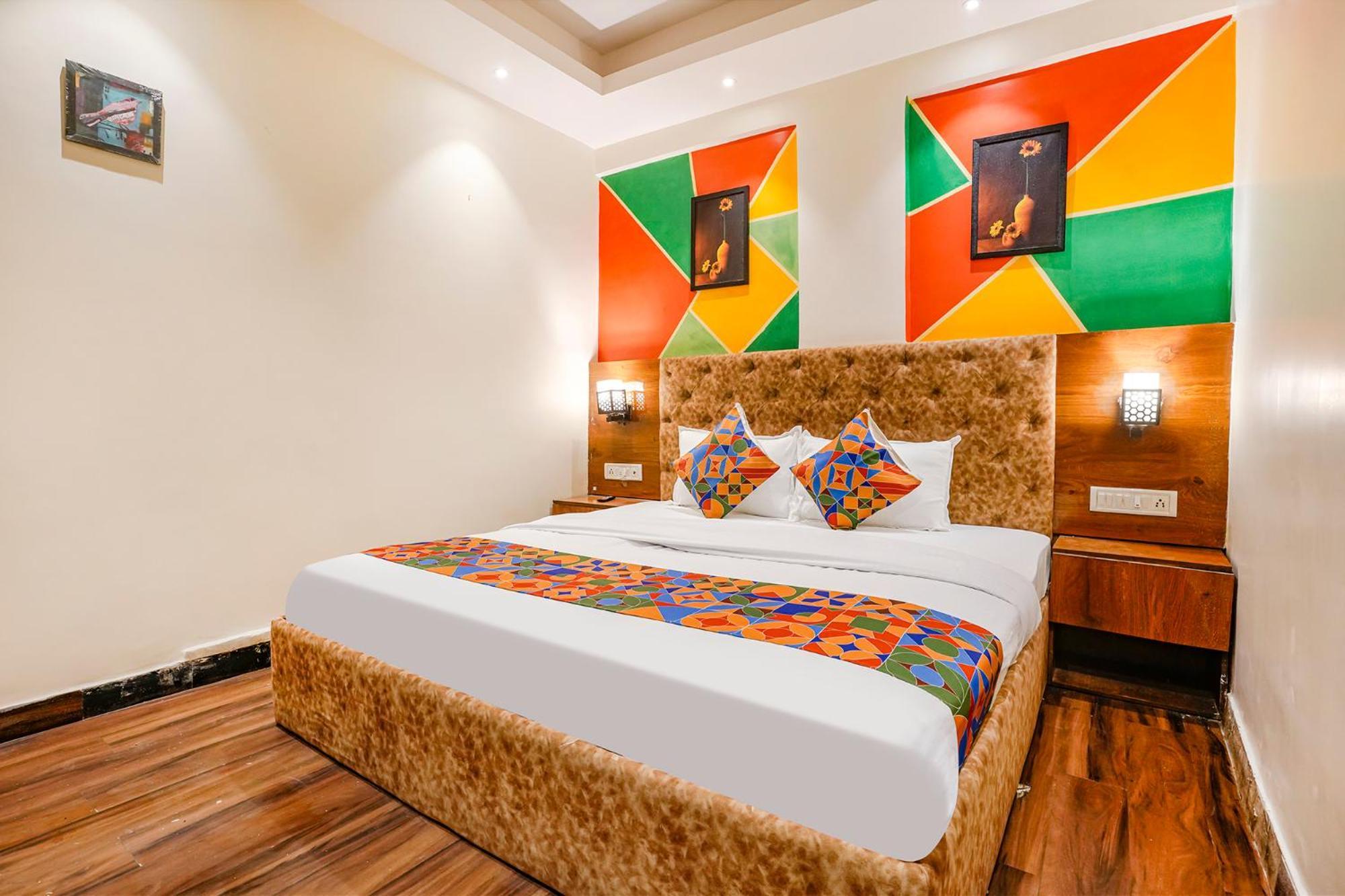 Fabhotel Twigo Inn Мумбай Екстериор снимка