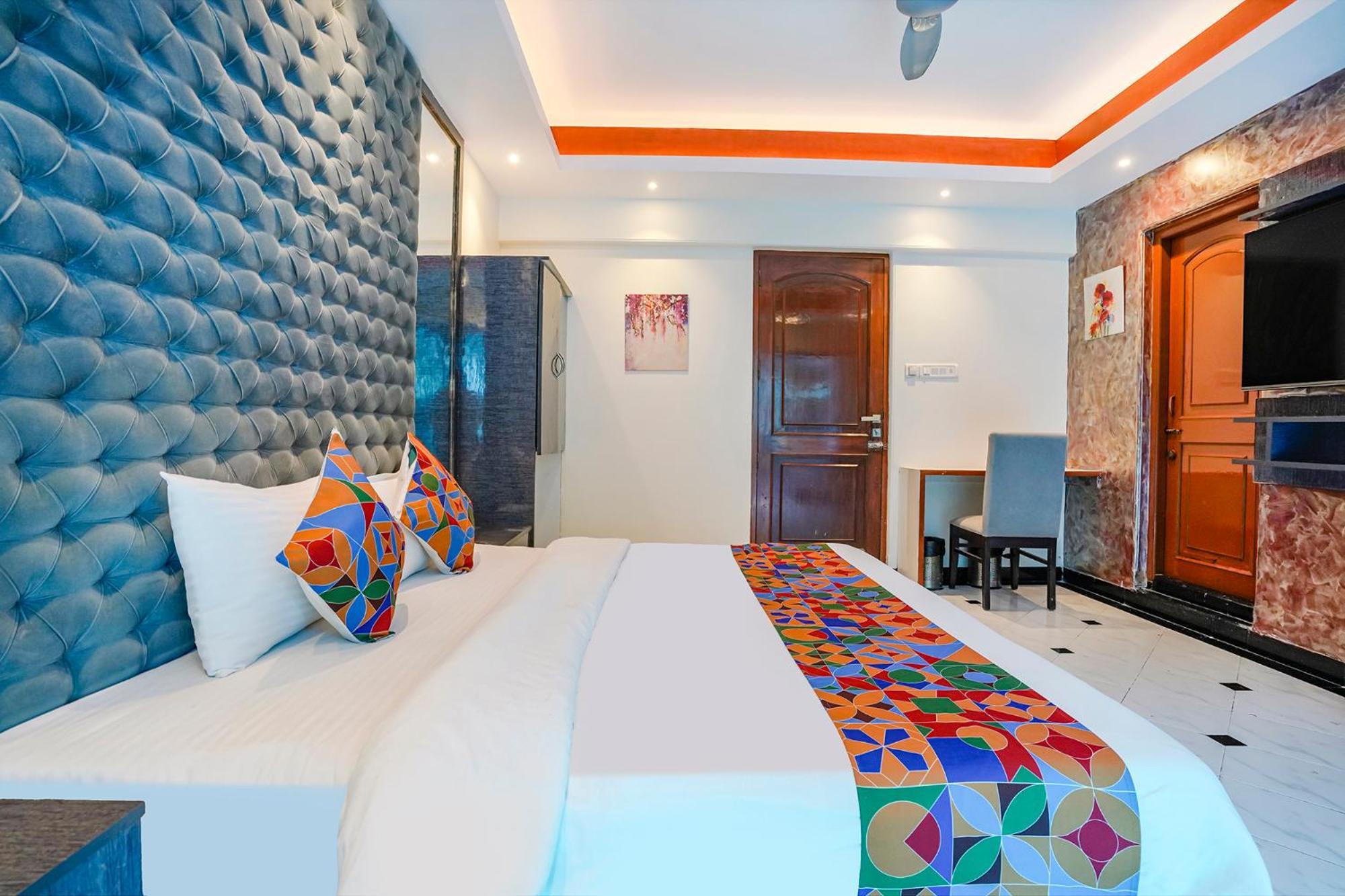 Fabhotel Twigo Inn Мумбай Екстериор снимка