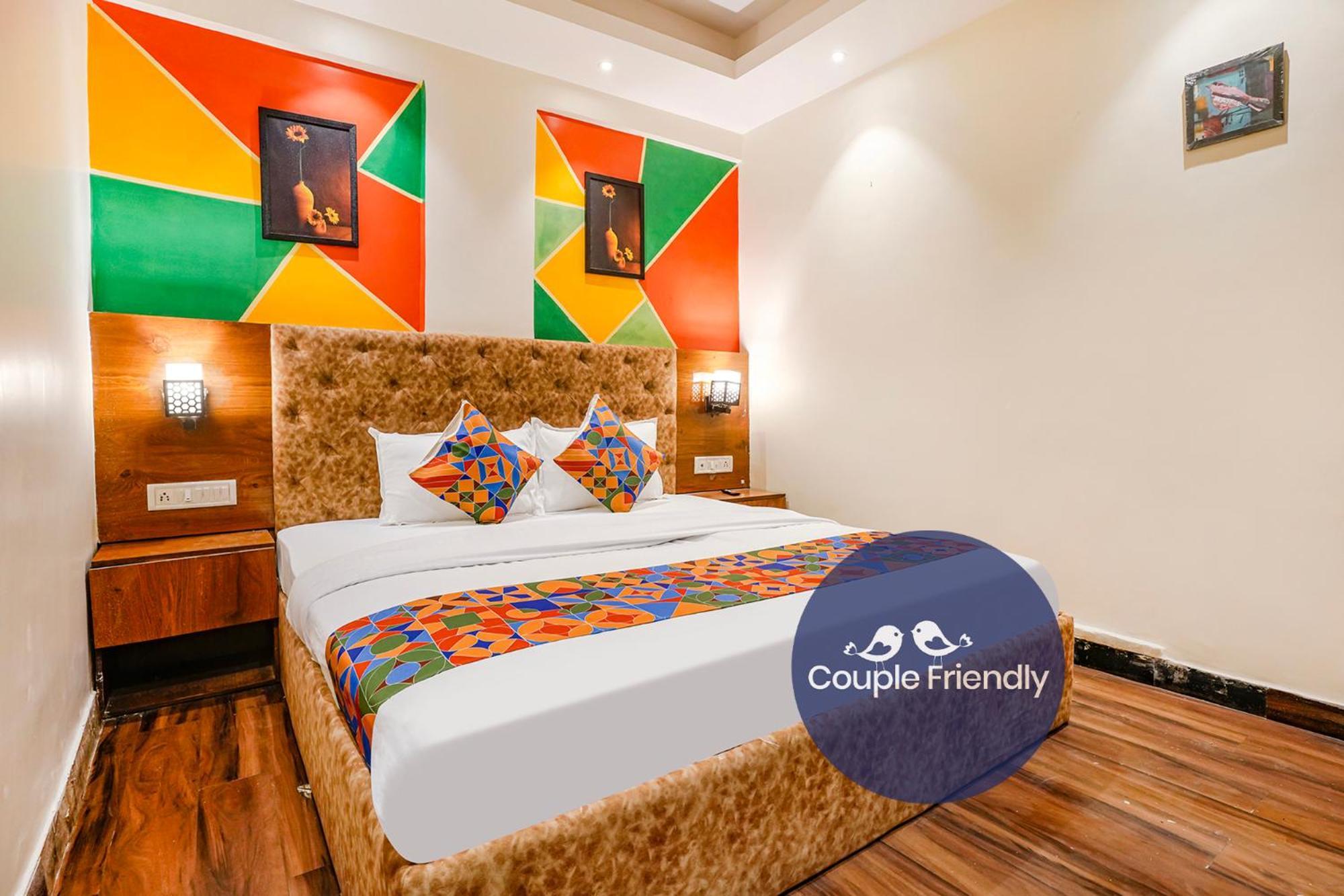 Fabhotel Twigo Inn Мумбай Екстериор снимка